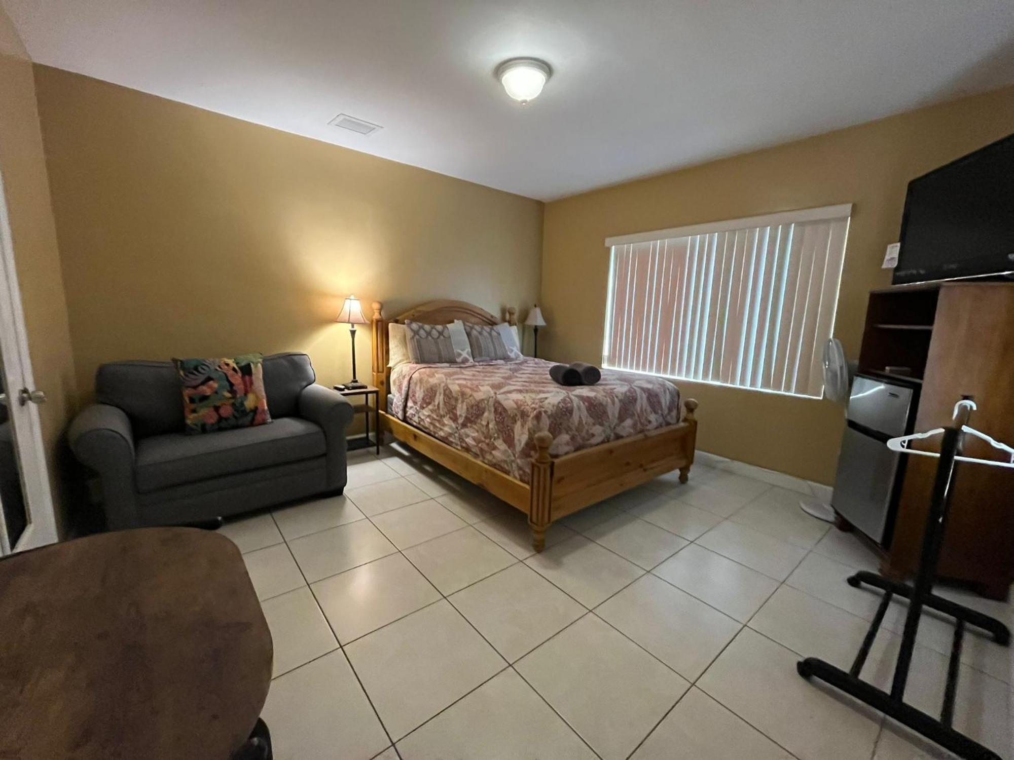 Royal Poinciana Stay Miami Springs Екстер'єр фото